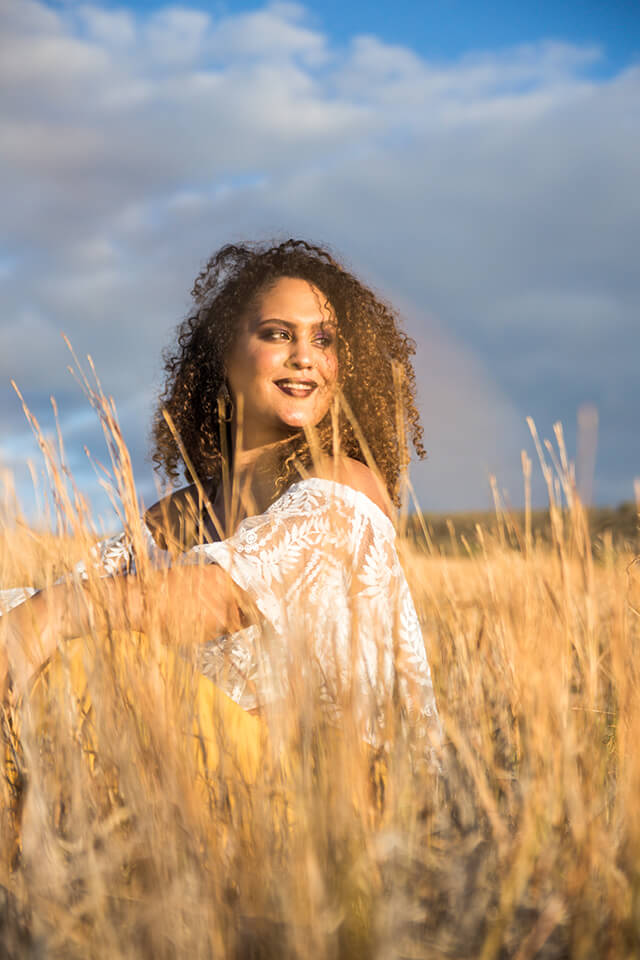 Ingrid B L'instant P - Photographe - Séance portrait intime - Dans la savane, Cap la Houssaye, Ile de la Réunion